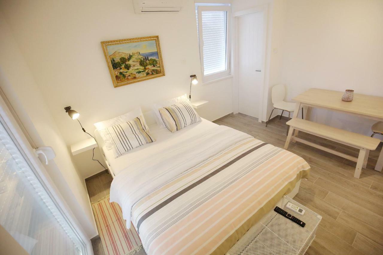 Apartment Navi