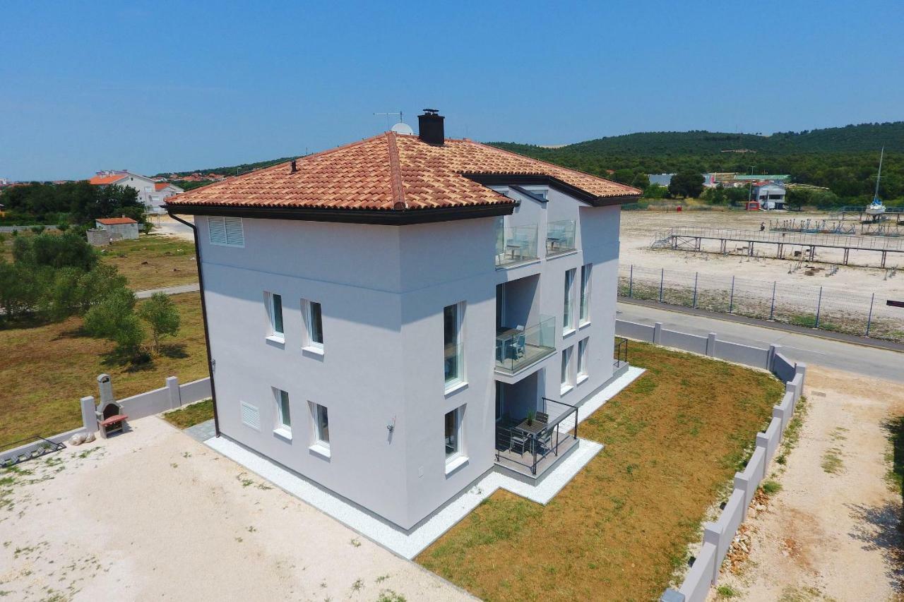 Navi Apartment Bibinje
