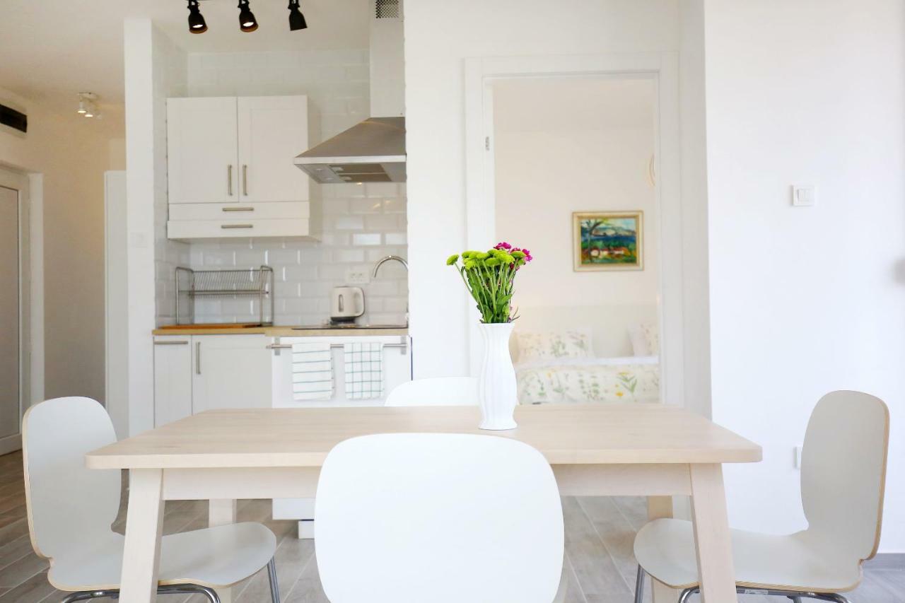 Apartment Navi