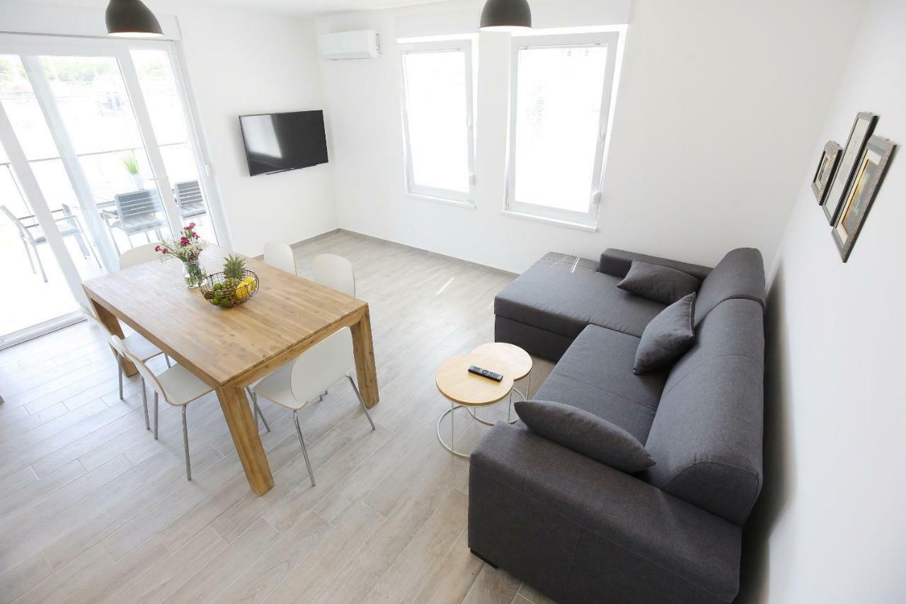 Navi Apartment Bibinje